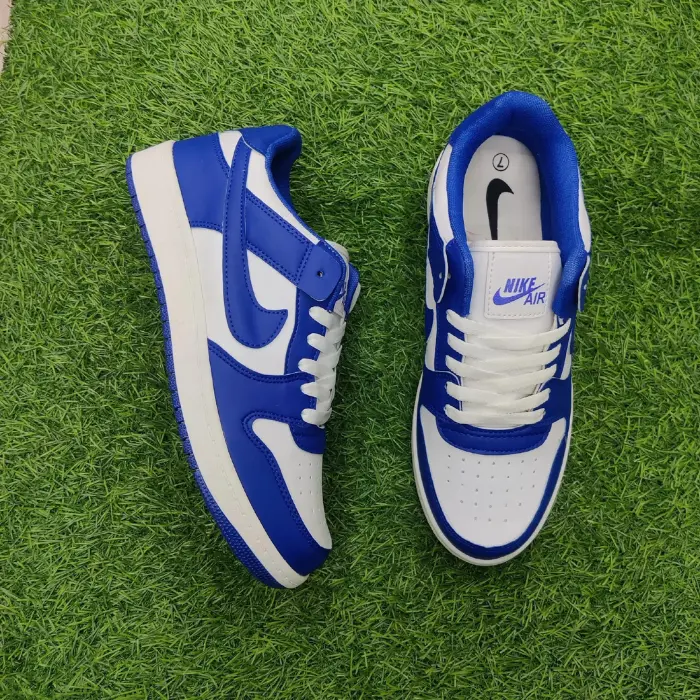 DUNK ‘HYPER ROYAL’