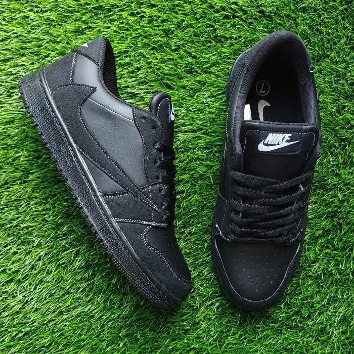 Travis Scott Black Phantom